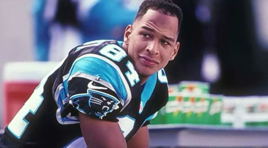 Detroit Griot en X: Rae Lamar Wiggins, or Rae Carruth, was a 1st round  draft pick at wide receiver for the Panthers. Only thing he caught was a  case in 1999.  /