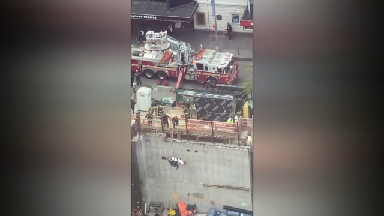 Construction Worker Suffers Spinal Injuries After Falling from Building in Manhattan