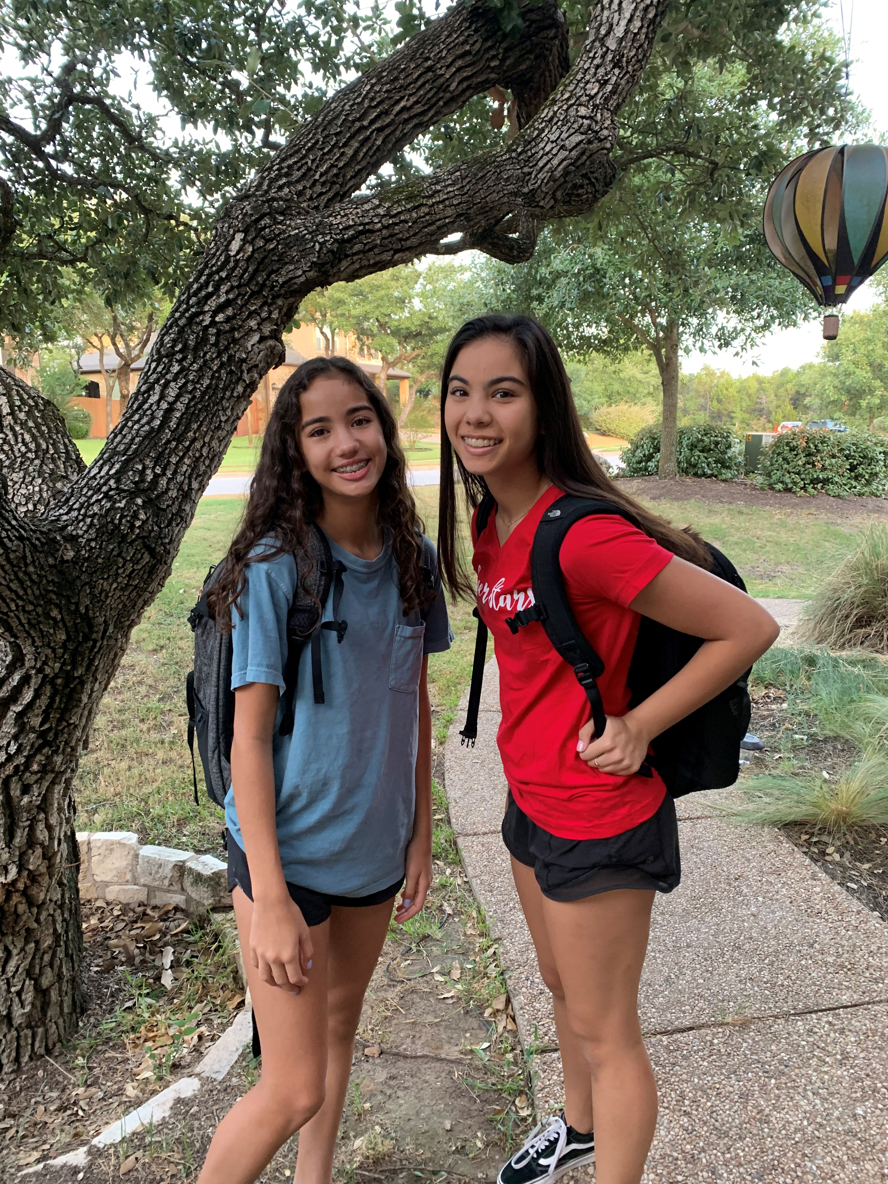 Melina (right, 10th grate) and Olivia (left, 8th grade)